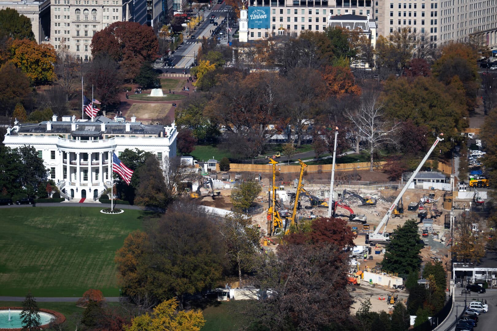 Judge Temporarily Halts Trump White House Ballroom Construction