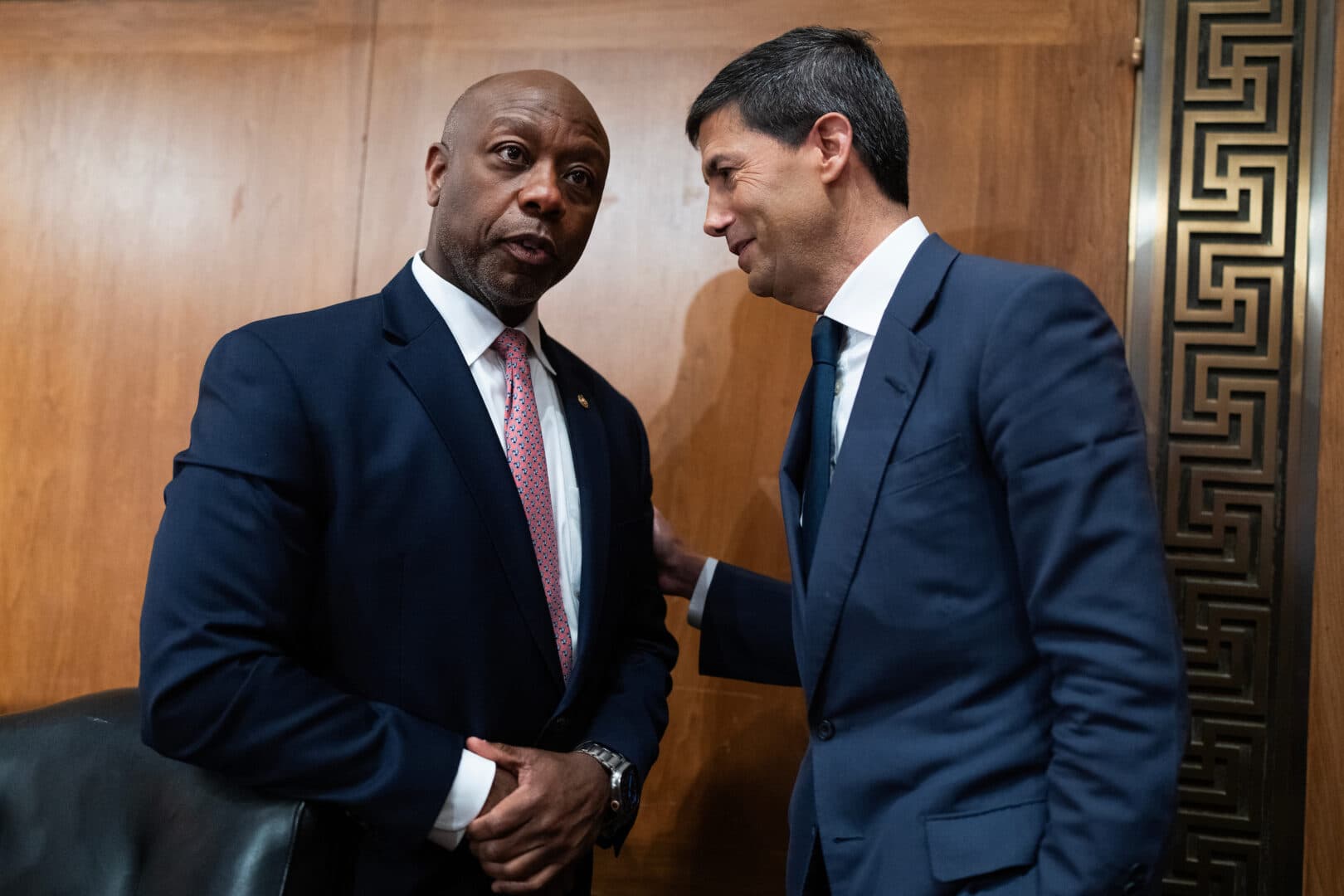 Warsh Defends Fed Independence Amid Skepticism Over AI-Driven Rate Cuts