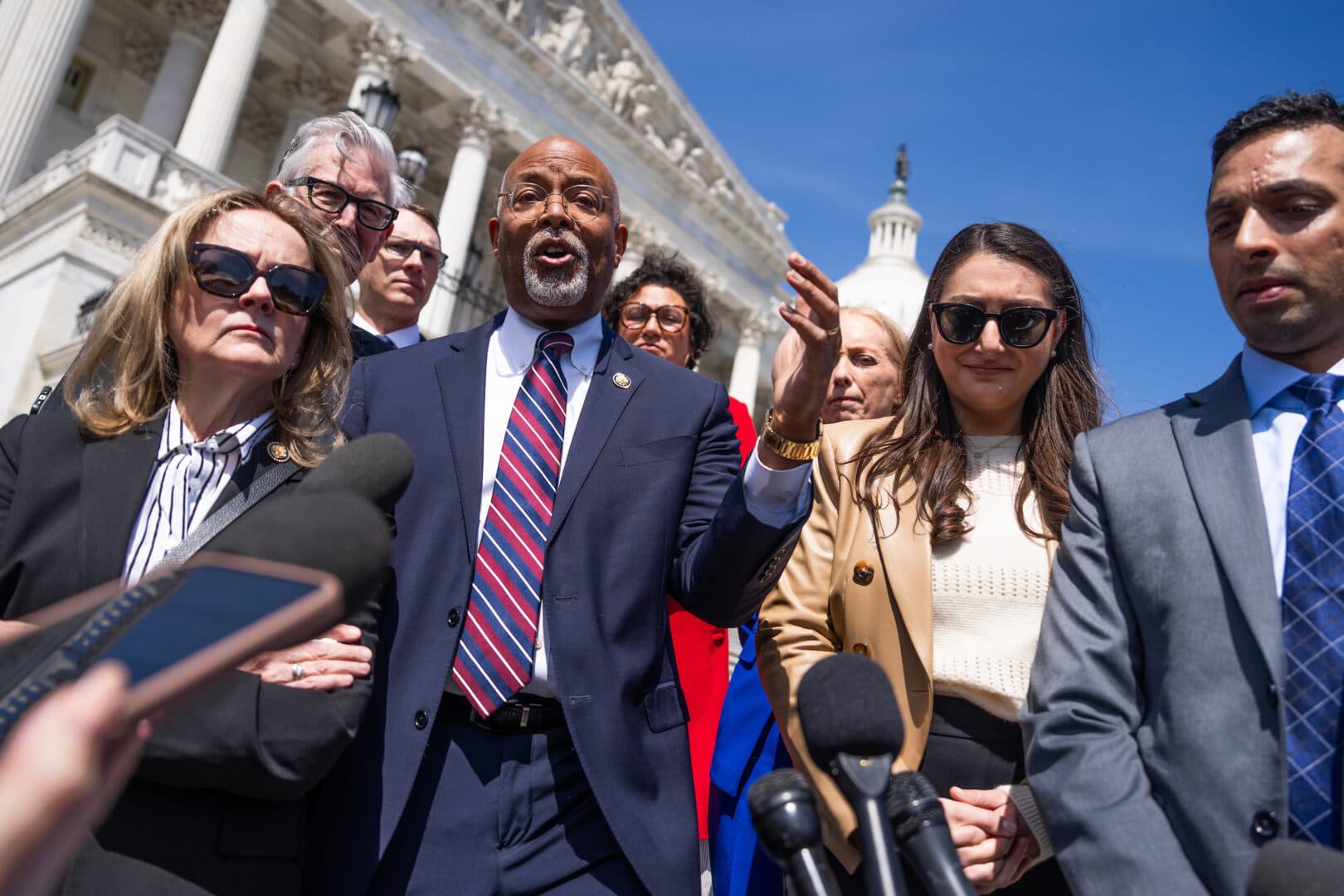 Israel Agrees To Negotiate With Lebanon, Eases Oil Surge